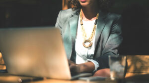 mujeres gerentes legales